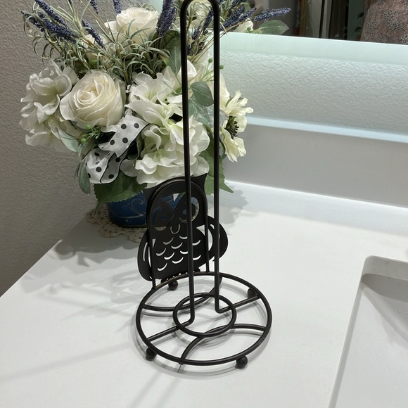 Cute Owl Brown Metal Paper Towel Holder - Picture 3 of 5